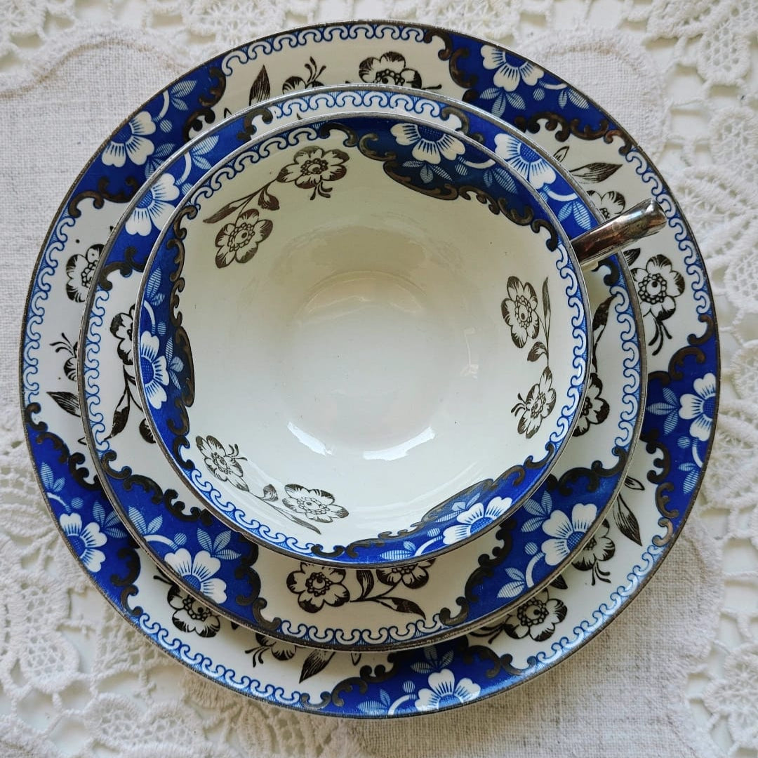 Lumânare Cup & Candle în ceașcă vintage Bavaria. Set mic dejun