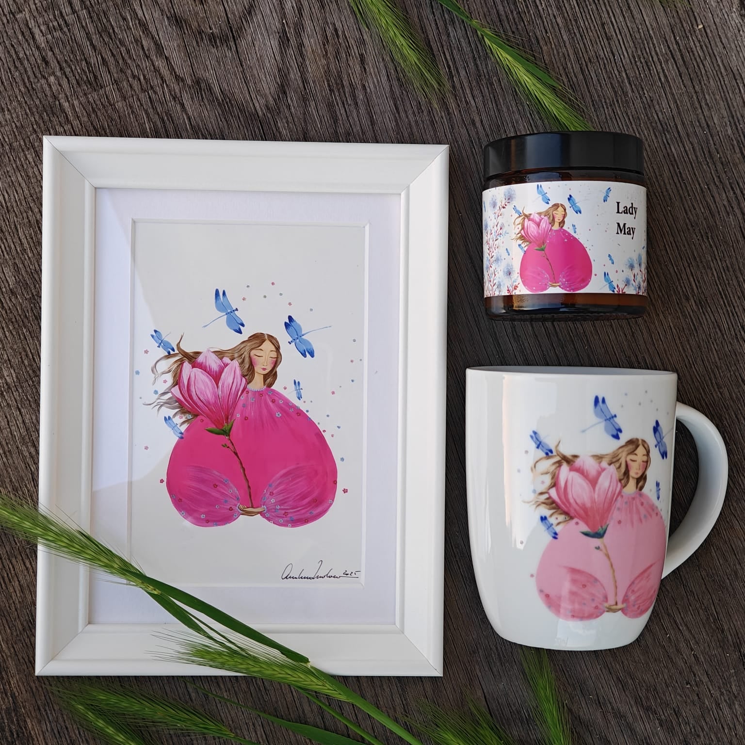 Cutie cadou #LadyMay. Lumânare #goodmood, ilustrație cu ramă, cană #LadyMay