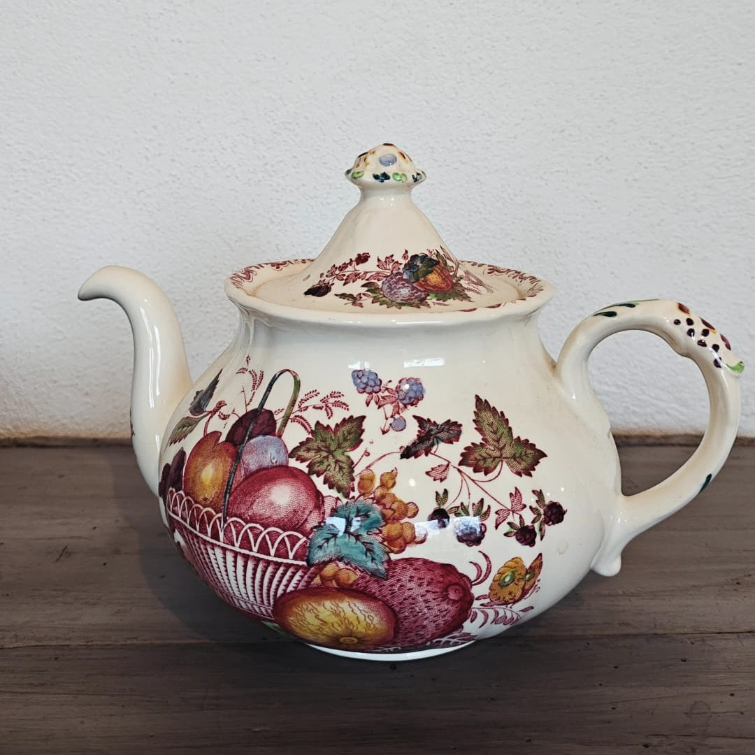 Ceainic vintage englezesc