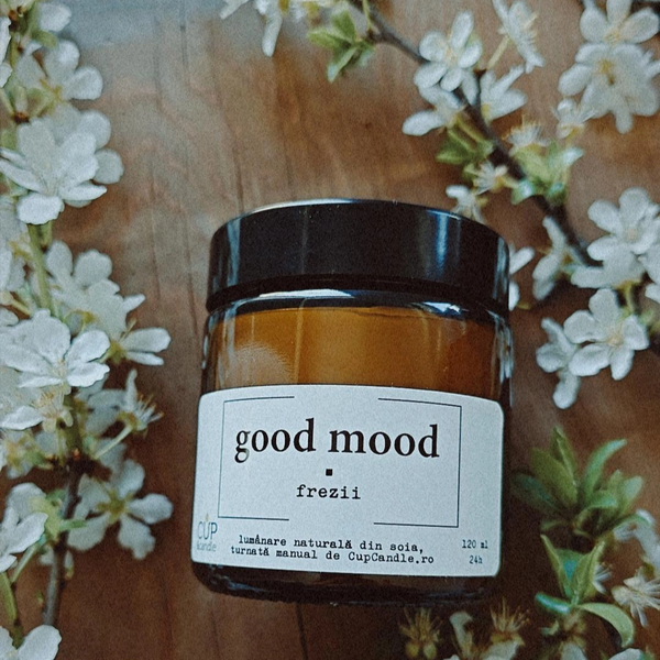#GoodMood. Lumânare vegană din ceară de soia, Frezii