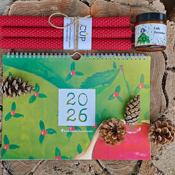 Pachet #de Crăciun: calendar Andreea Molocea x Cup & Candle, lumânare #LadyDecember și 3 lumânări din ceară de albine roșie