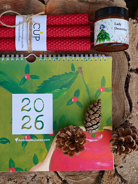 Pachet #de Crăciun: calendar Andreea Molocea x Cup & Candle, lumânare #LadyDecember și 3 lumânări din ceară de albine roșie